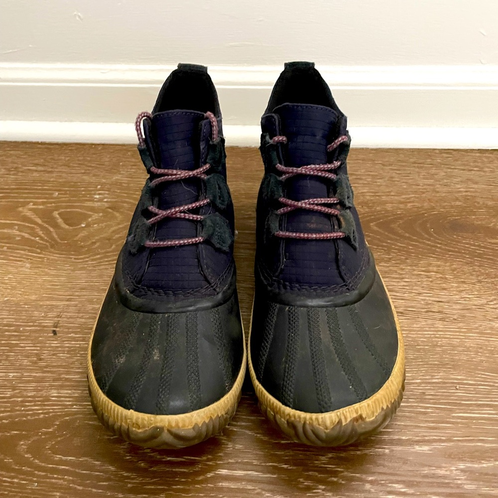 Sorel Out N’ About Boots (size 10)